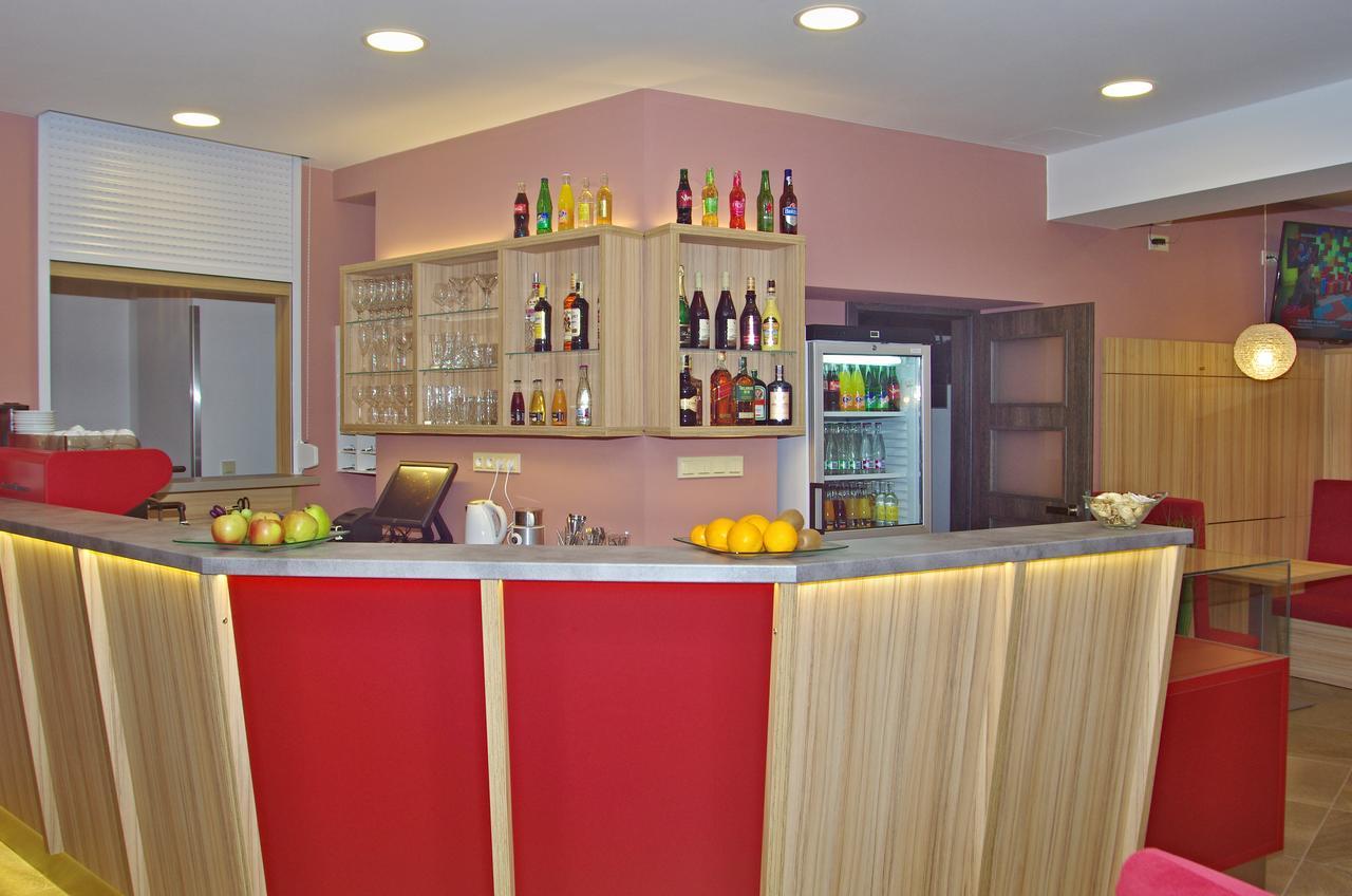 Hotel Pod Radnici Šumperk Esterno foto