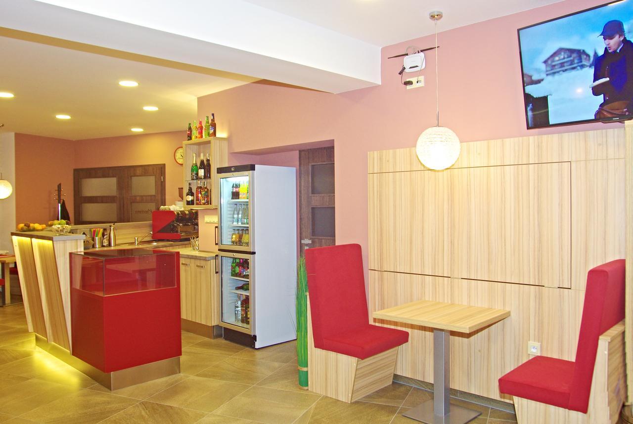 Hotel Pod Radnici Šumperk Esterno foto