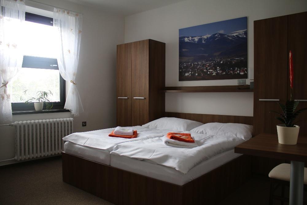 Hotel Pod Radnici Šumperk Esterno foto