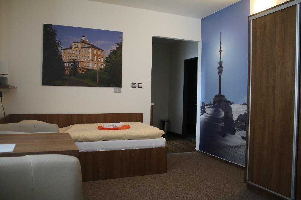 Hotel Pod Radnici Šumperk Esterno foto