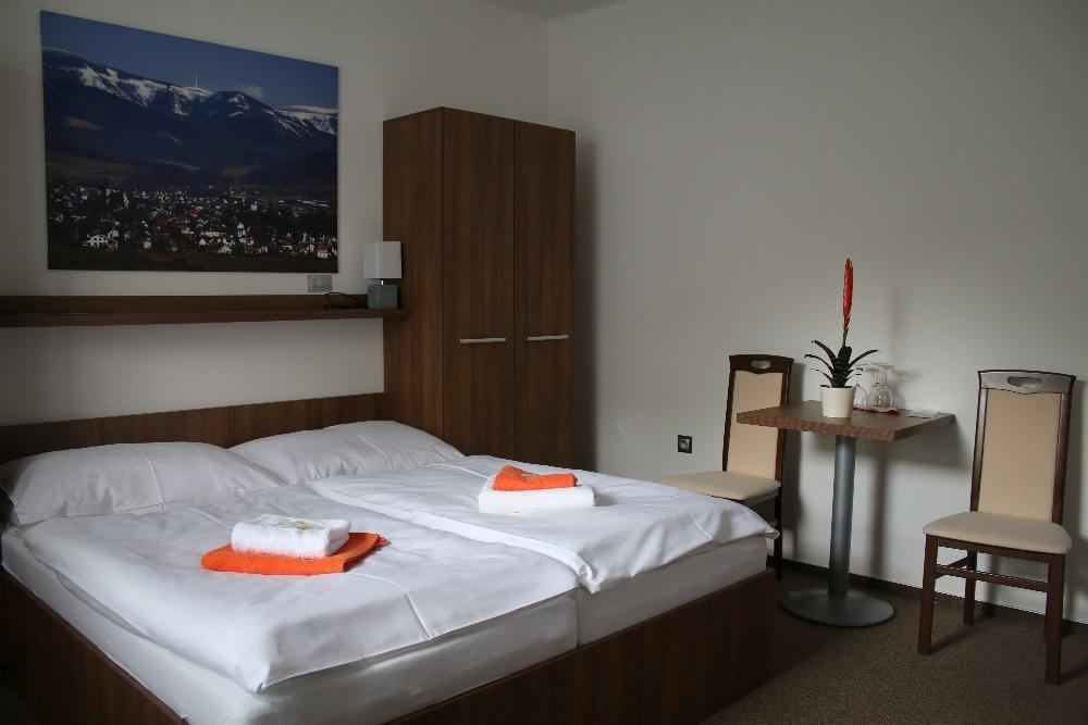 Hotel Pod Radnici Šumperk Esterno foto